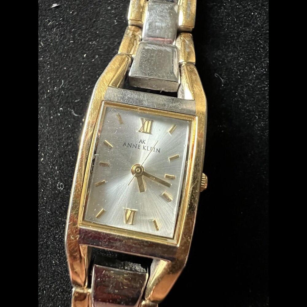 ANNE KLEIN WOMEN STAINLESS STEEL Two TONE Watch New Battery